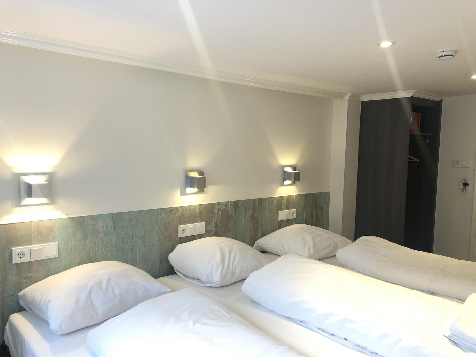 Hotel Damrak Inn Амстердам Екстериор снимка