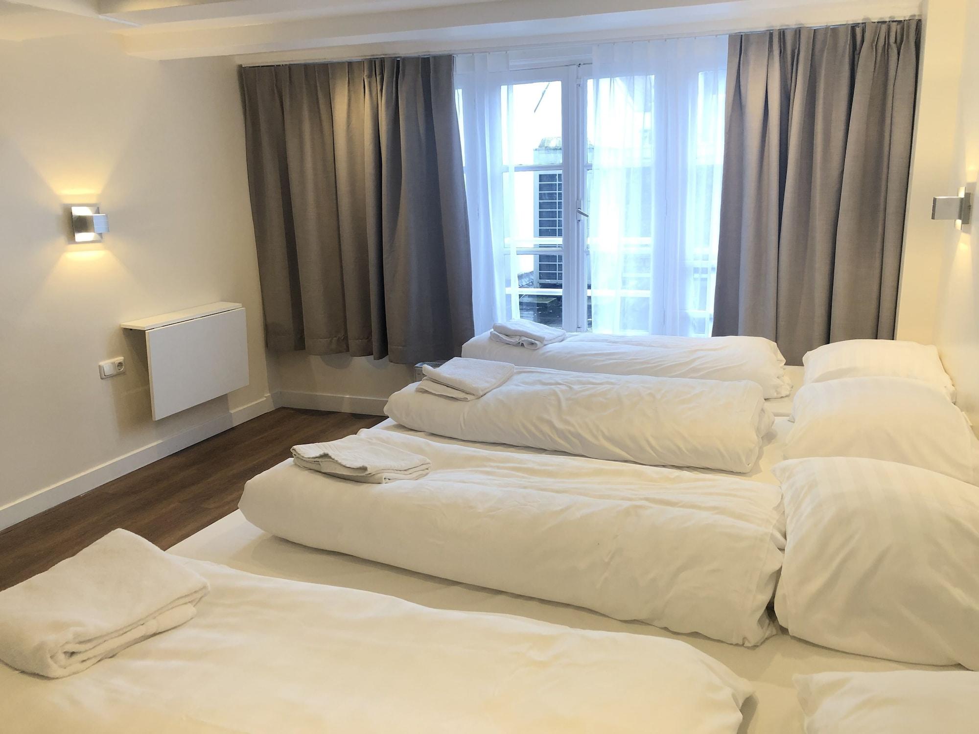 Hotel Damrak Inn Амстердам Екстериор снимка