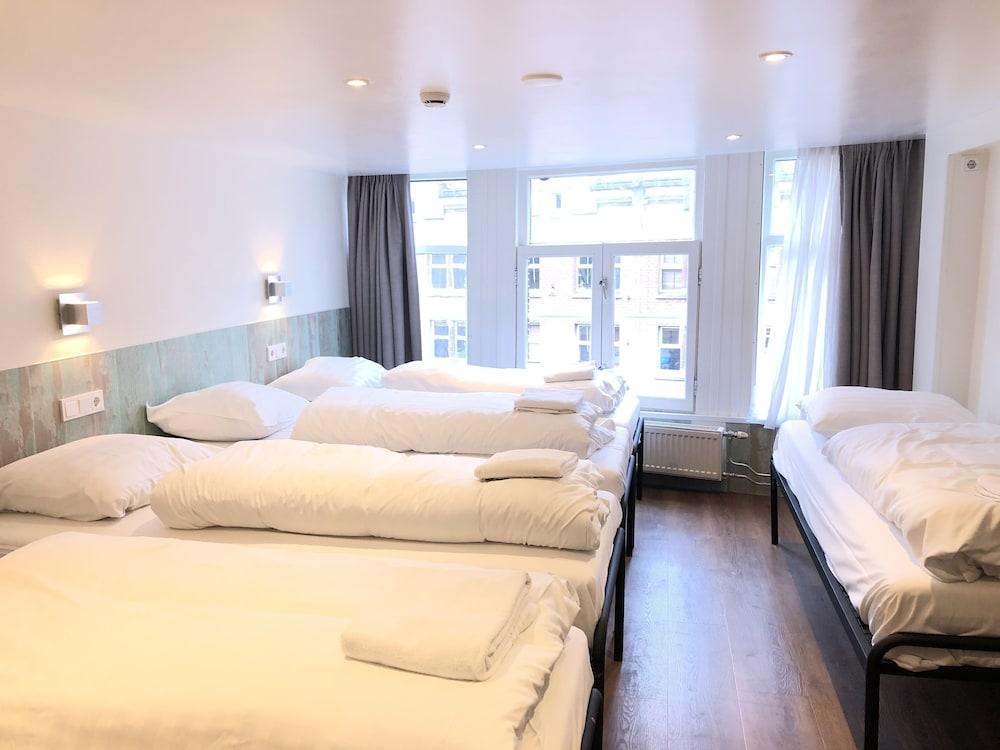Hotel Damrak Inn Амстердам Екстериор снимка