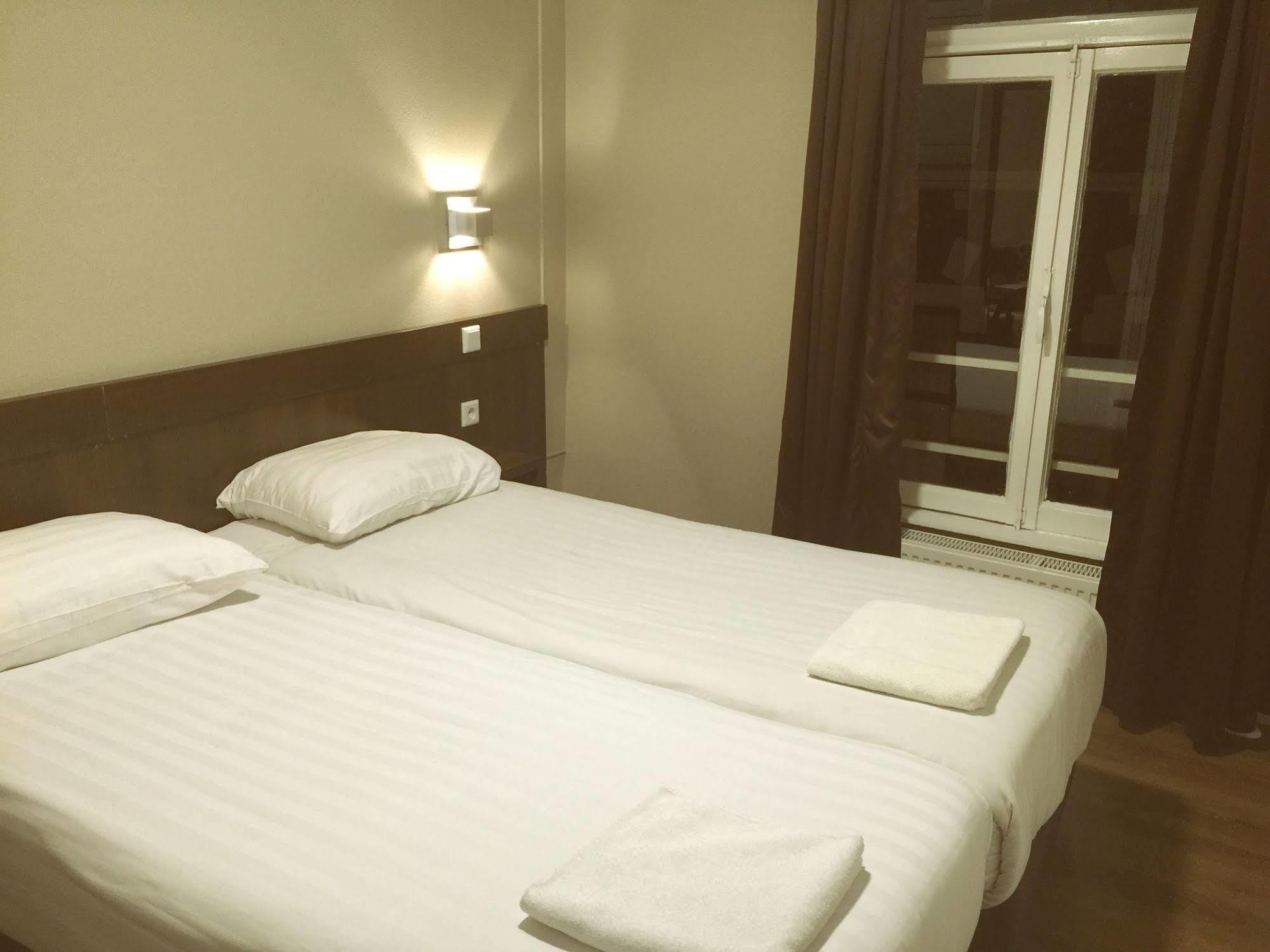 Hotel Damrak Inn Амстердам Екстериор снимка